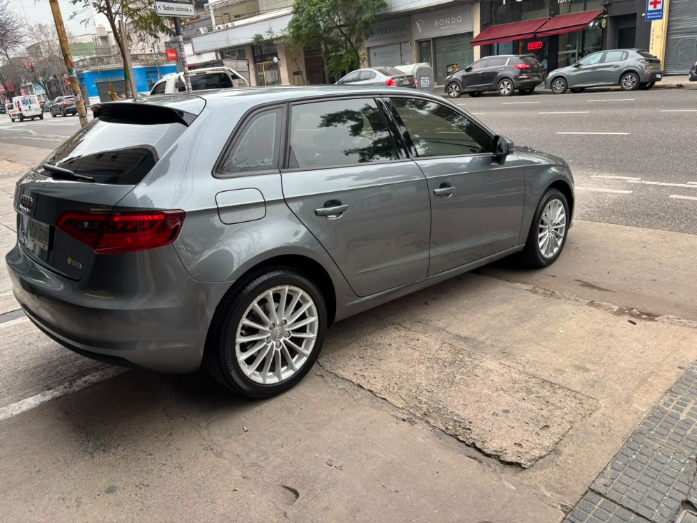 Audi A3 Sportback — foto 5